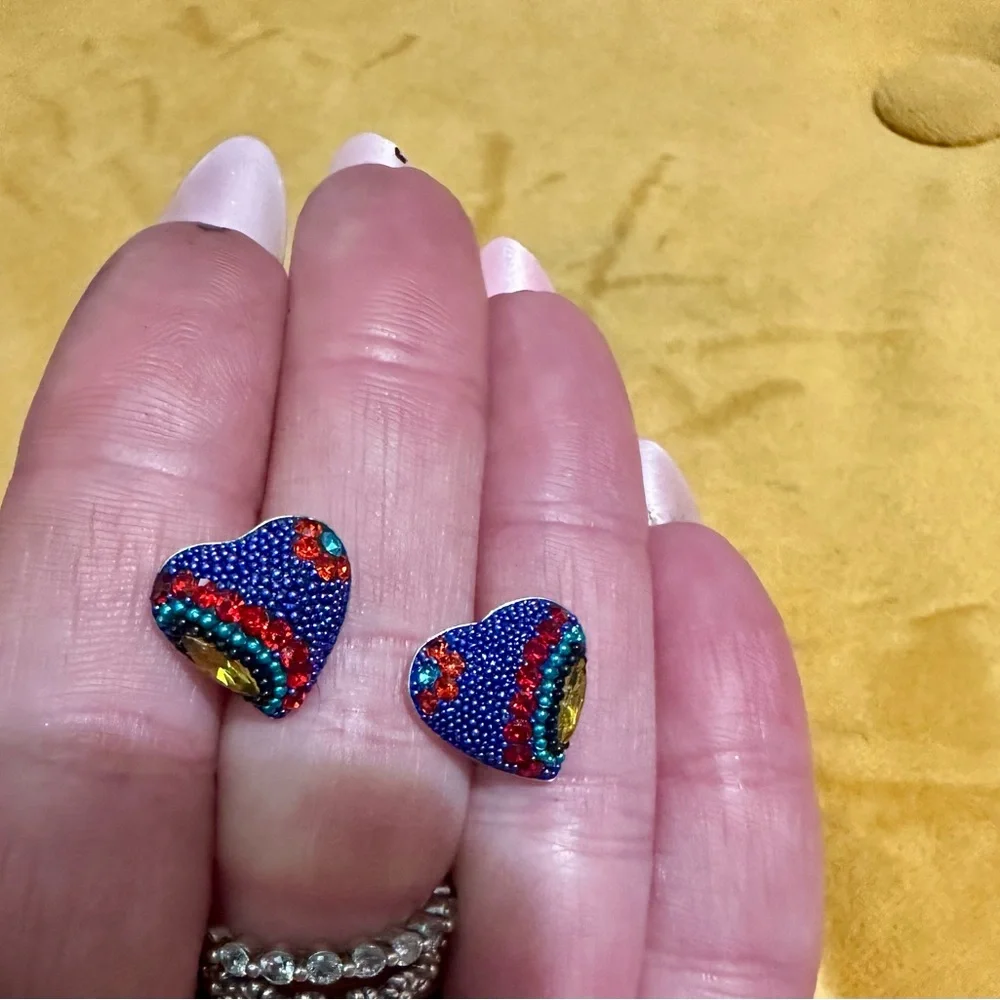 Beautiful UNIQUE sterling silver earrings with stone. Artisan made